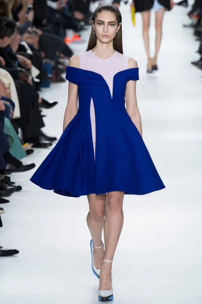 Look 22